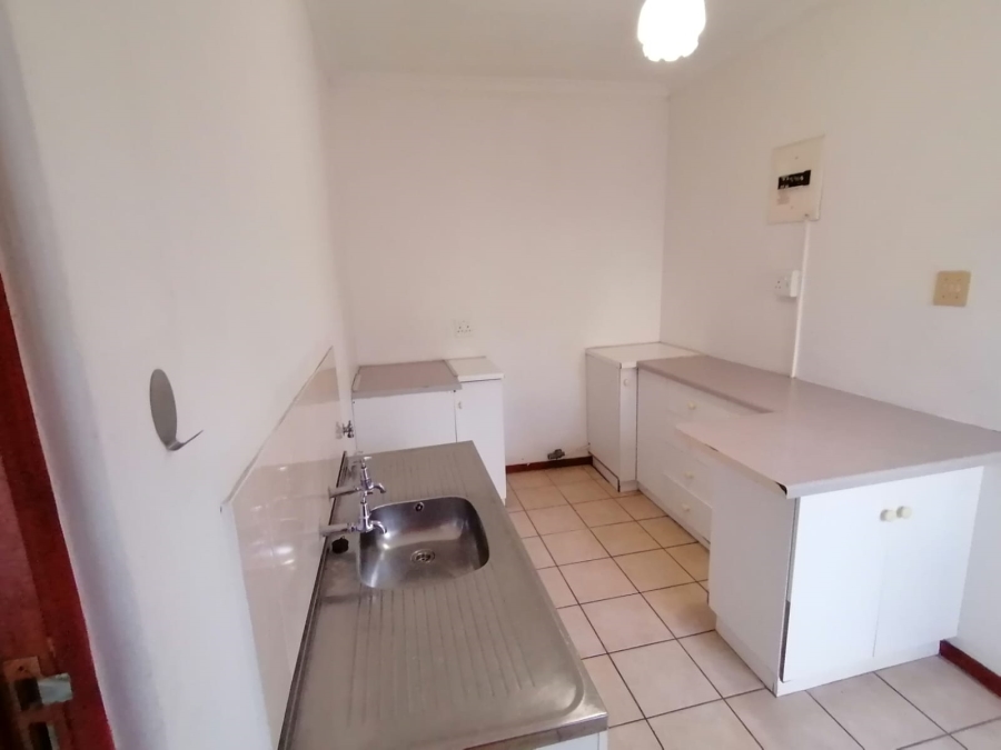 4 Bedroom Property for Sale in Rylands Western Cape